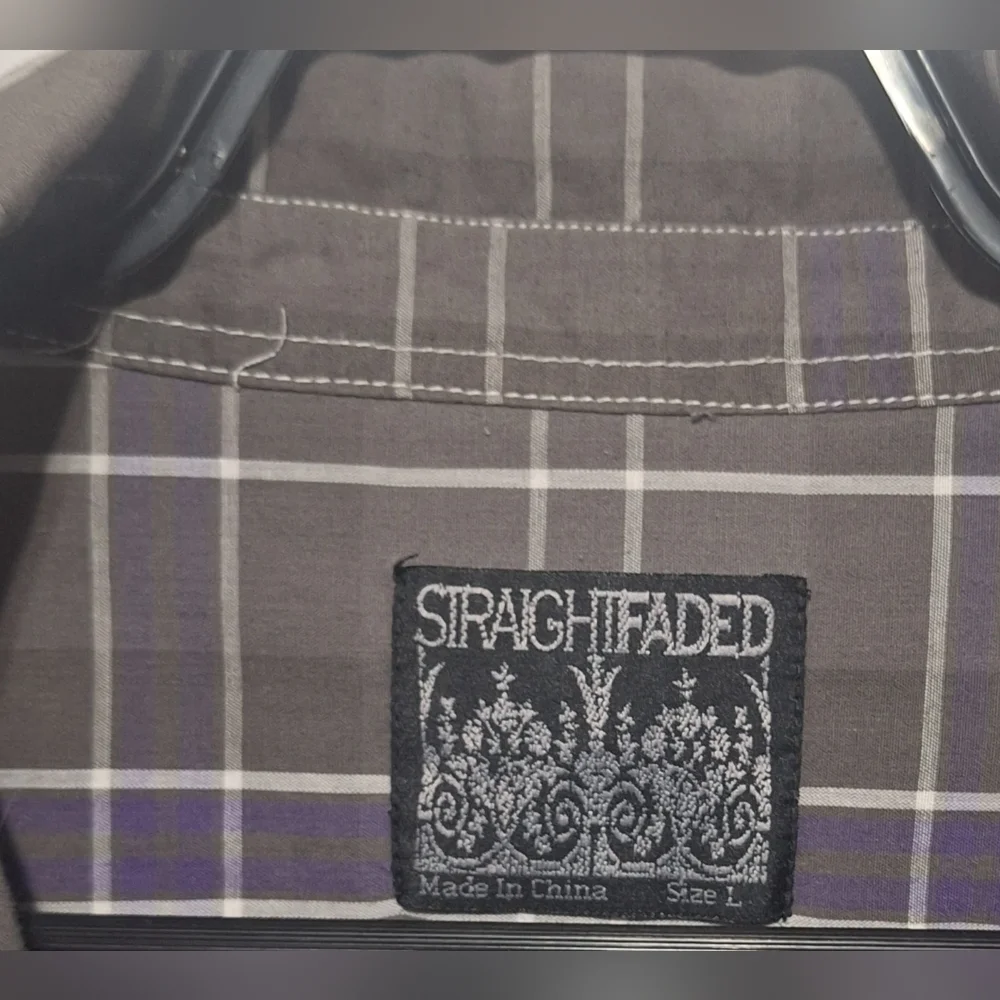 Lrg Gray Plaid Men's Shirt - Picture 2 of 2